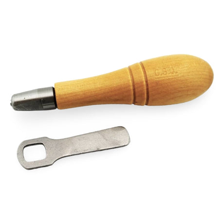 No. 142 Palm Awl Haft Image 1