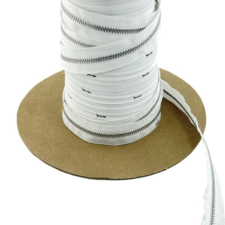 YKK® #4 Aluminum Zipper Chain Image 1